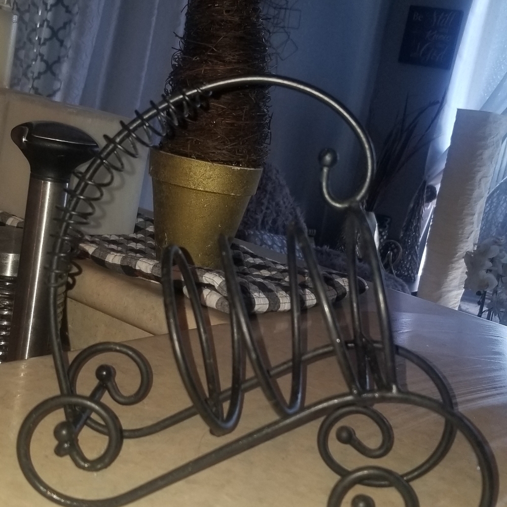 Wine holder - Picture 3 of 4